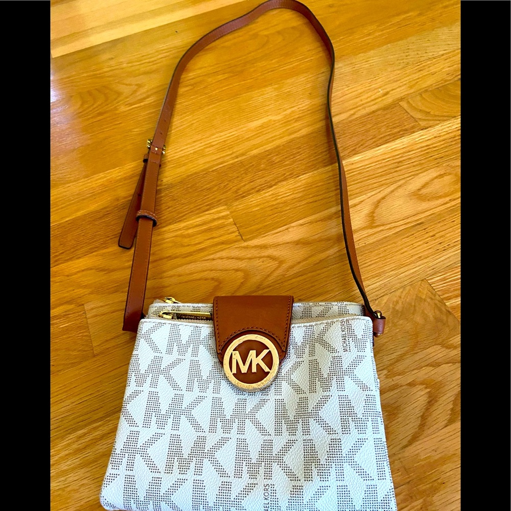 Michael Kors Fulton Crossbody Bag